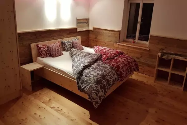 Zirben Schlafzimmer von Tobias Felgner