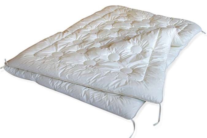 Bettdecke Zirbe Schafschurwolle Vierjahreszeiten