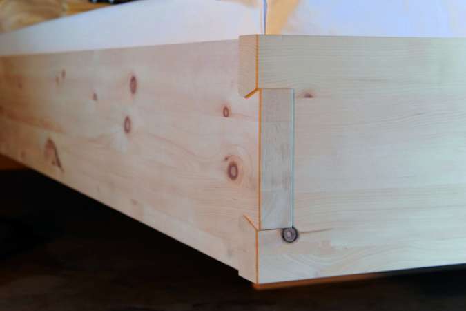 Zirbenbett TFS1 Detail
