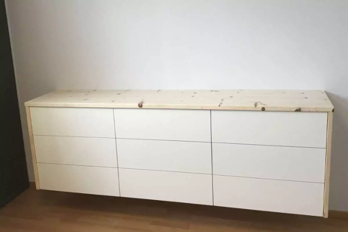 Zirbenhängesideboard Säuling